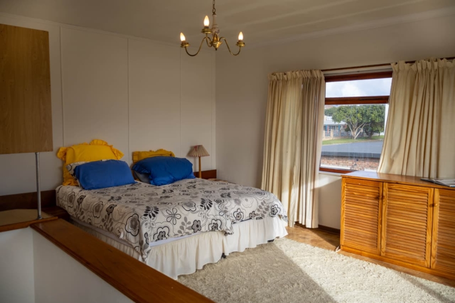 3 Bedroom Property for Sale in Stilbaai Oos Western Cape